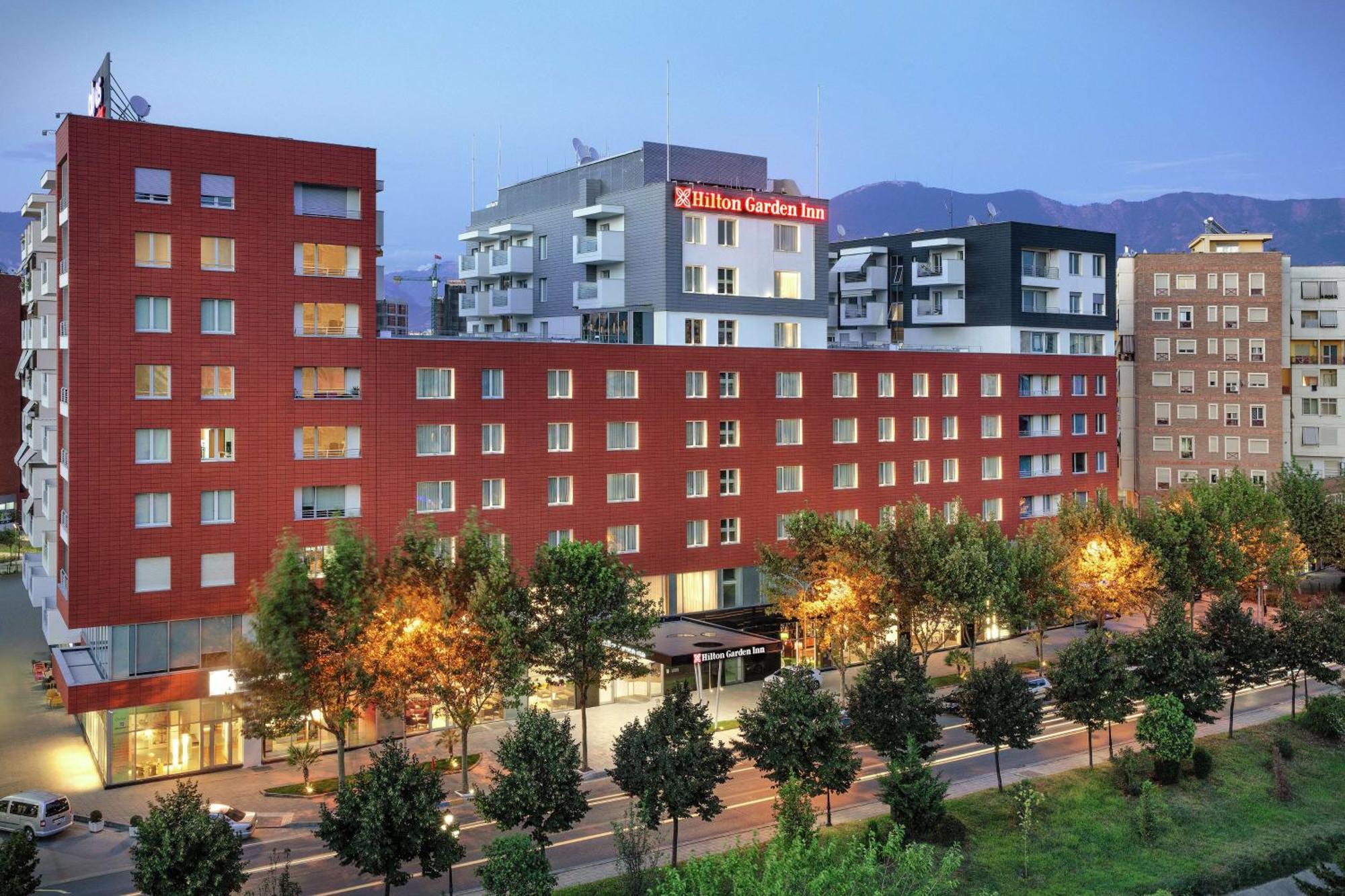 Hilton Garden Inn Tirana Exterior photo
